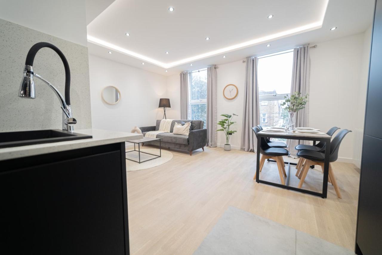 One And Two Bedroom Apartments Near Holloway Train Station By Belvilla Лондон Экстерьер фото
