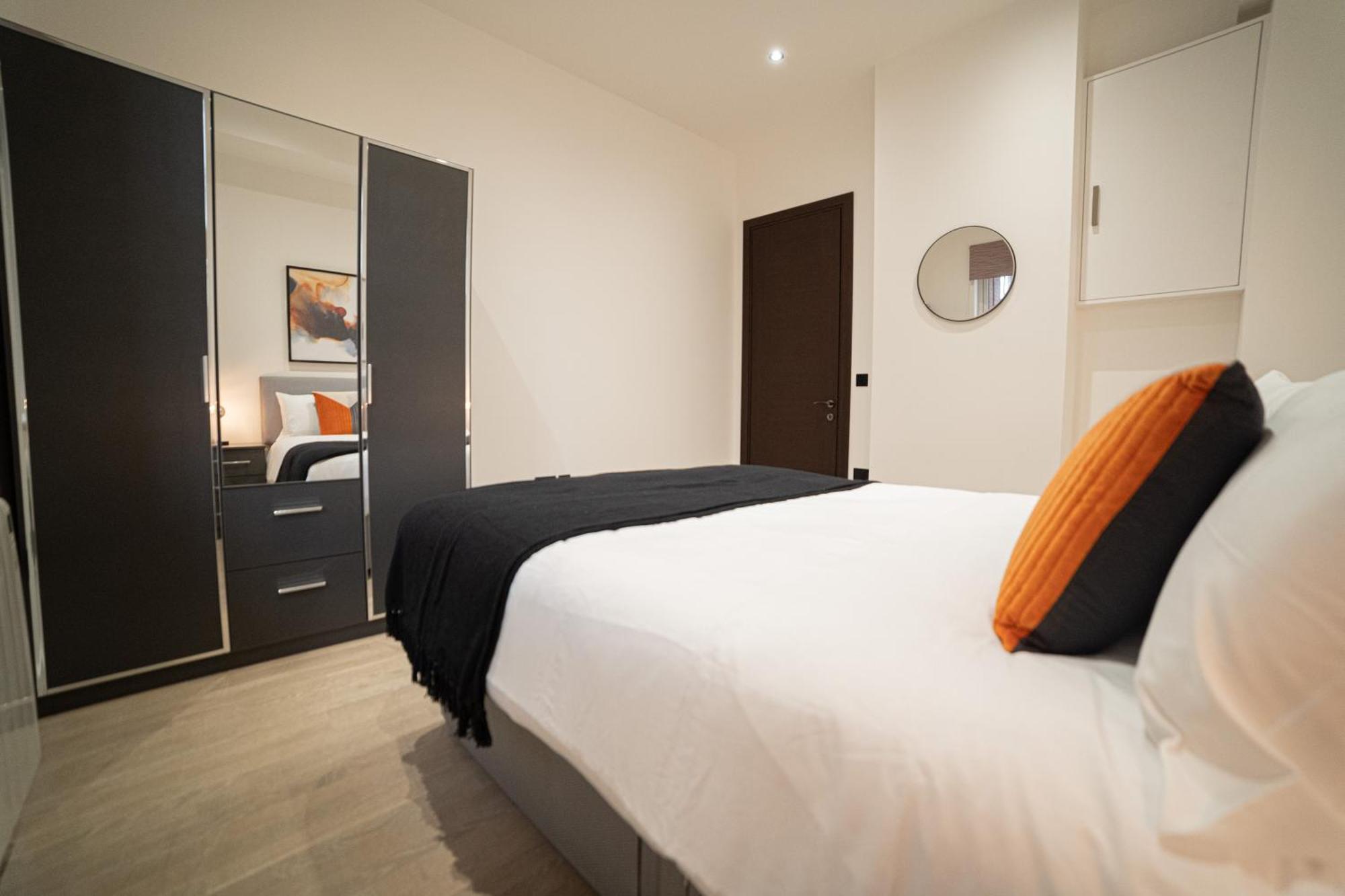 One And Two Bedroom Apartments Near Holloway Train Station By Belvilla Лондон Экстерьер фото