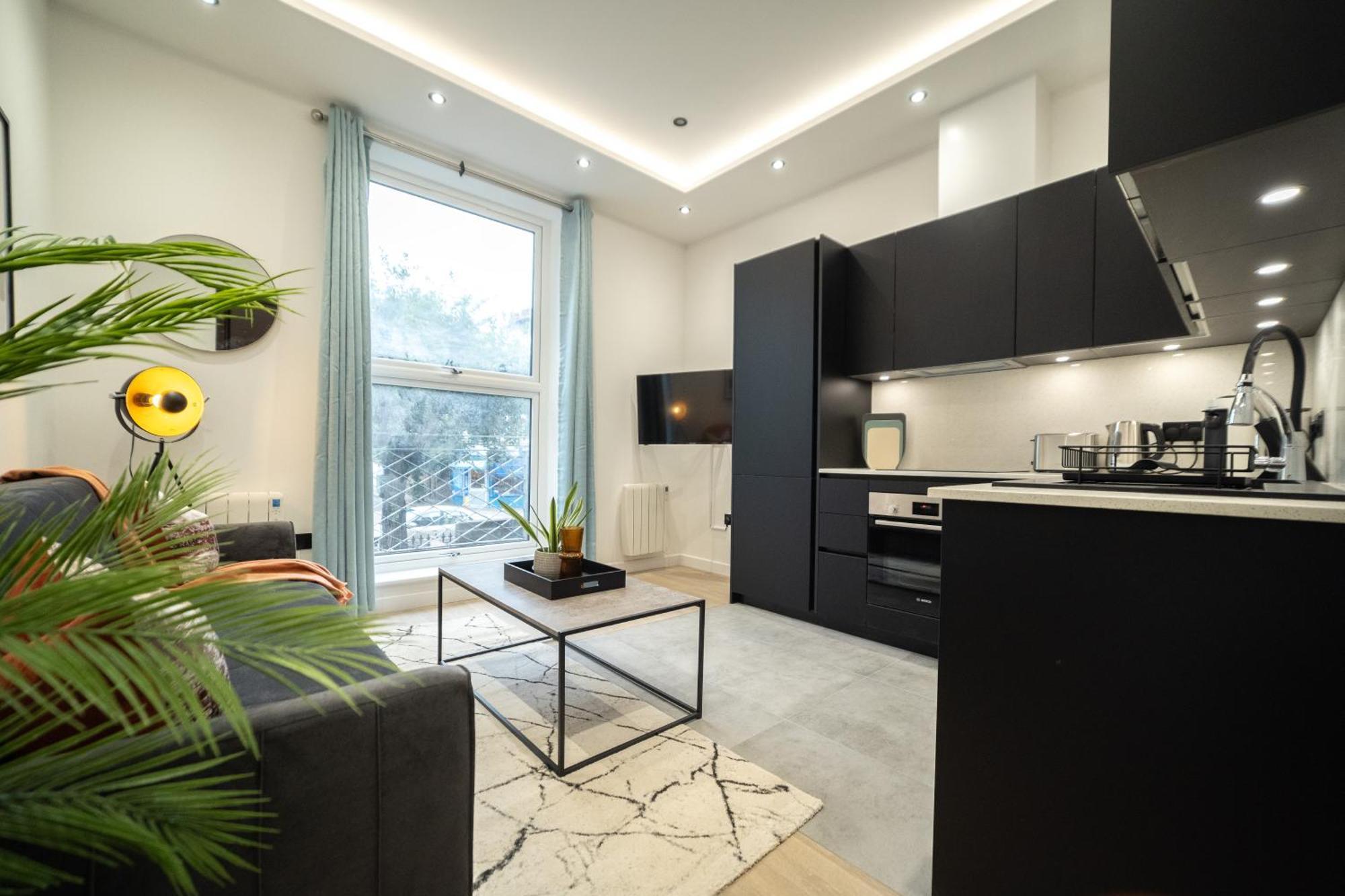 One And Two Bedroom Apartments Near Holloway Train Station By Belvilla Лондон Экстерьер фото