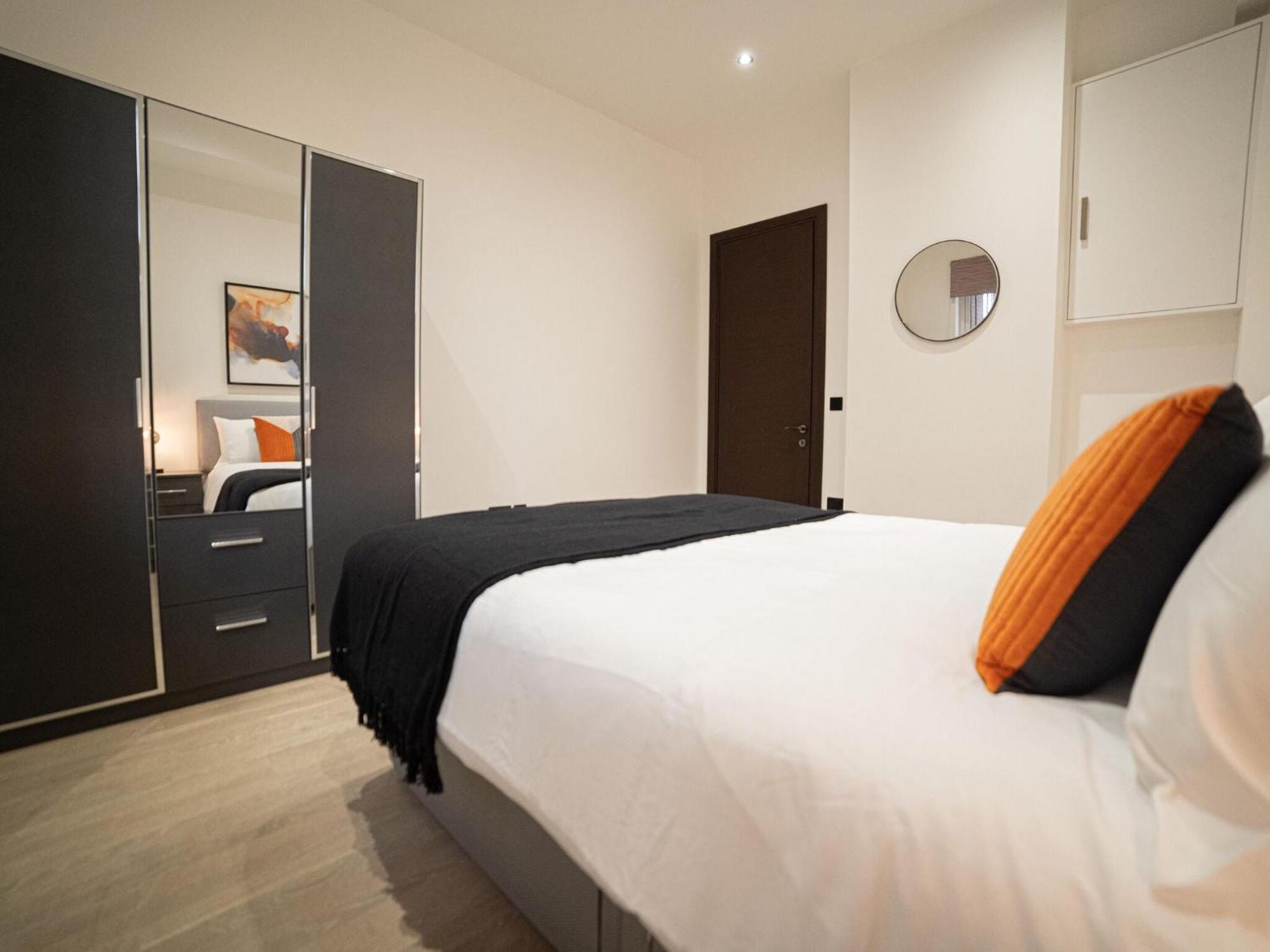 One And Two Bedroom Apartments Near Holloway Train Station By Belvilla Лондон Экстерьер фото