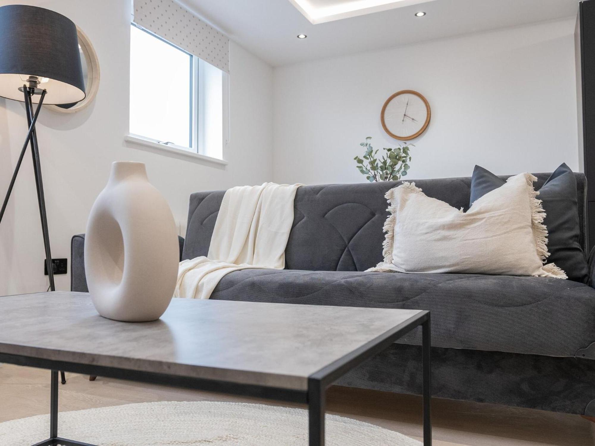 One And Two Bedroom Apartments Near Holloway Train Station By Belvilla Лондон Экстерьер фото